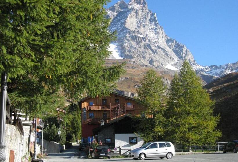 تختخواب و صبحانه Hosquet Lodge