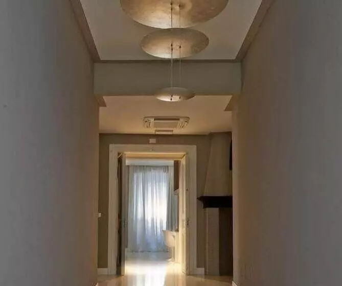 تختخواب و صبحانه House 5