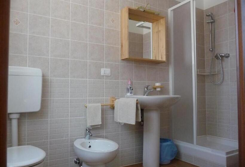 مبيت وإفطار Villa Patrizia