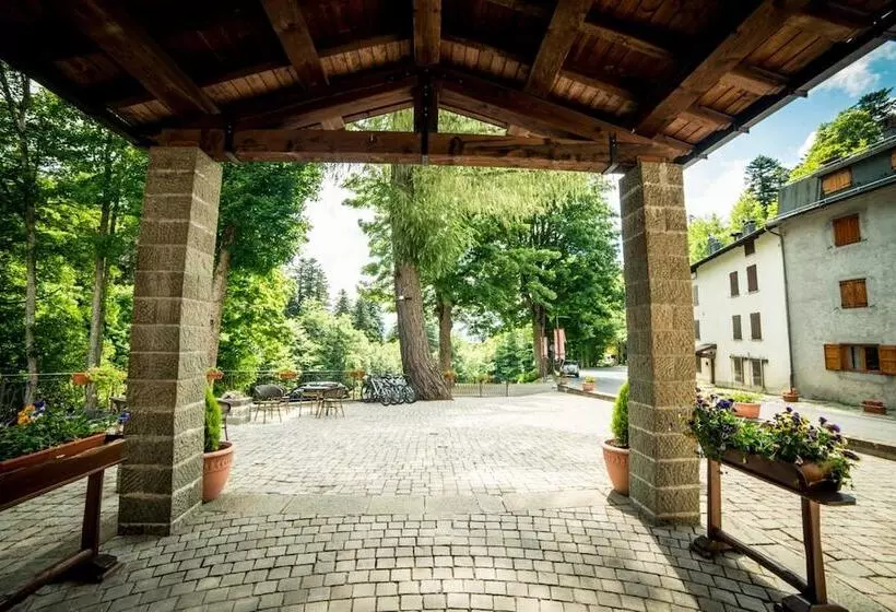 Hotelli Abetone E Piramidi Resort
