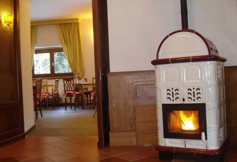 Hotelli Abetone E Piramidi Resort