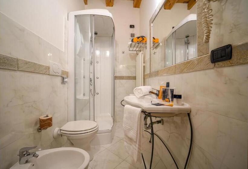 בית מלון כפרי Abetone E Piramidi Resort