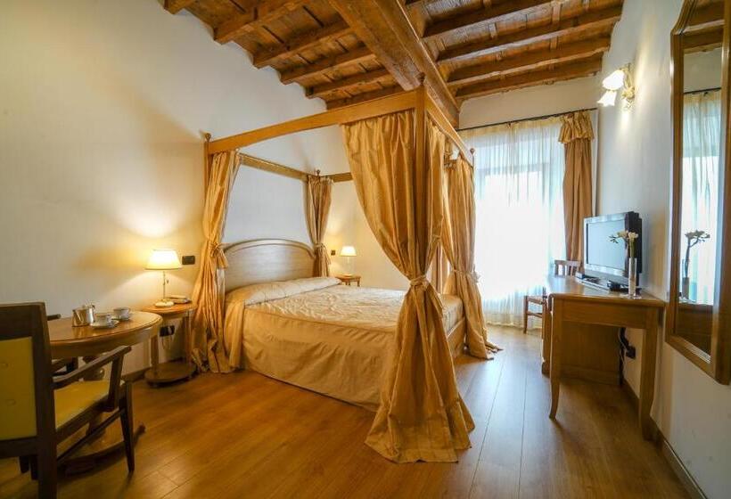 בית מלון כפרי Abetone E Piramidi Resort