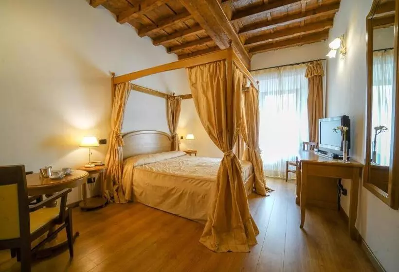 Hotelli Abetone E Piramidi Resort