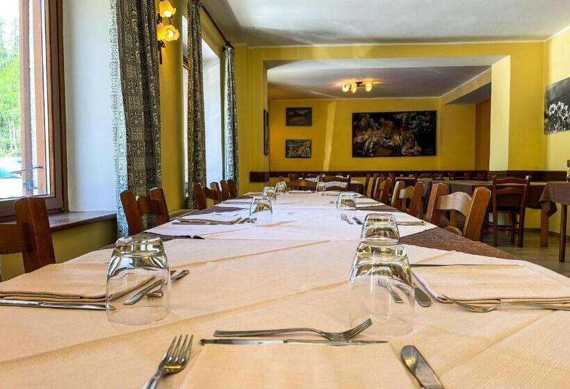 בית מלון כפרי Al Sasso Di Stria