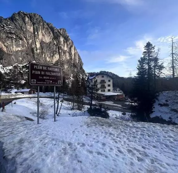 Hotelli Al Sasso Di Stria