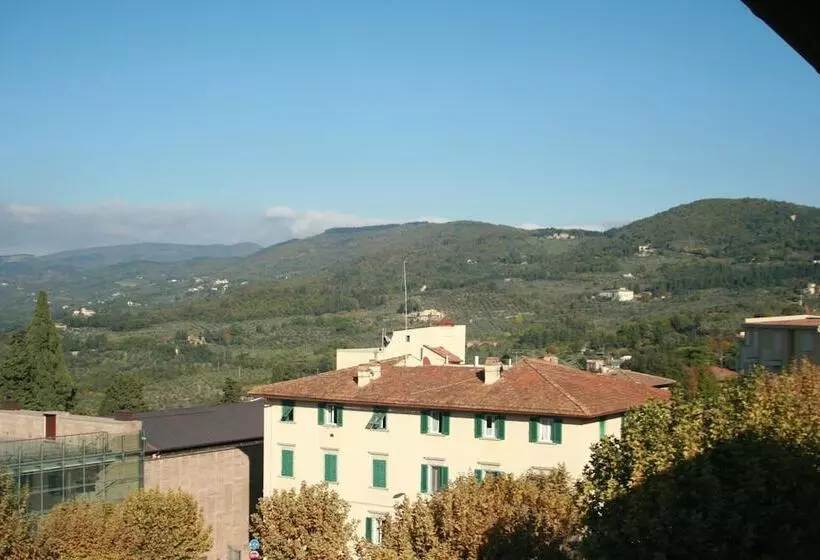 Hotelli Albergo Villa Sorriso