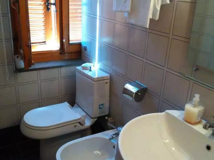 Hotelli Albergo Villa Sorriso