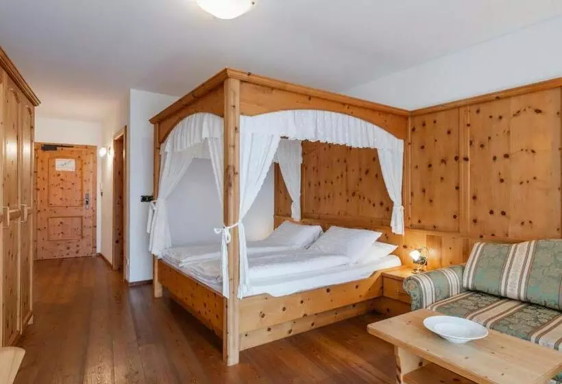 Hotelli Asterbel