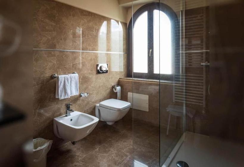 בית מלון כפרי Del Corso