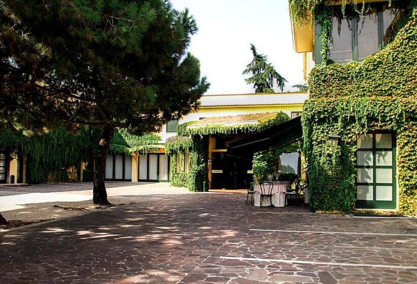 בית מלון כפרי Due Mori