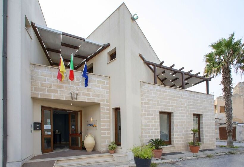 בית מלון כפרי Insula