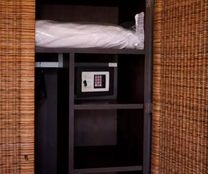 Hotel Insula