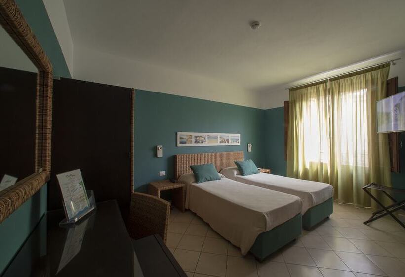 בית מלון כפרי Insula