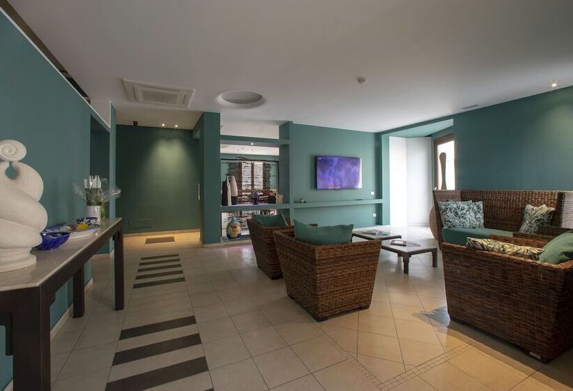 בית מלון כפרי Insula