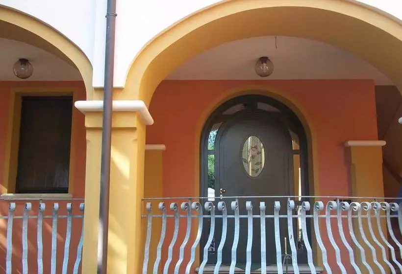Hotelli Locanda I Portici