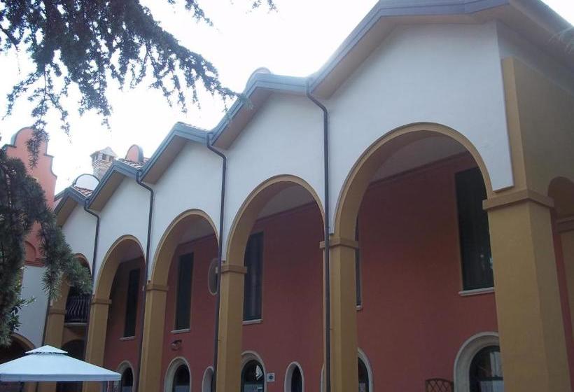 فندق Locanda I Portici