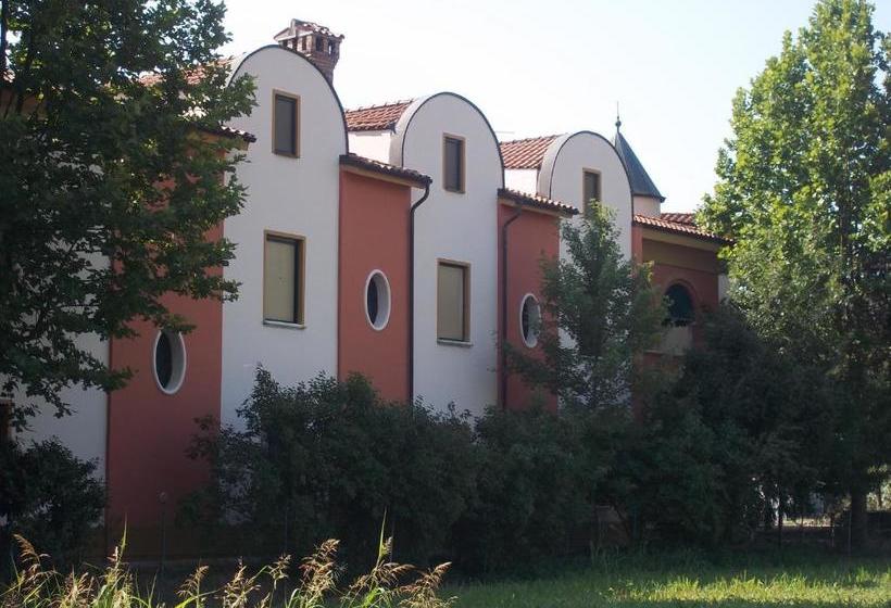 فندق Locanda I Portici