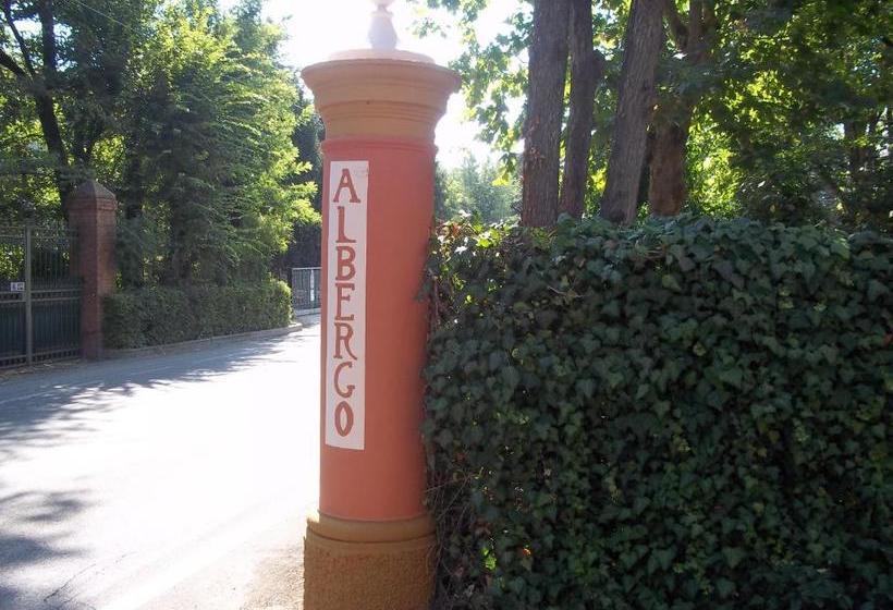 فندق Locanda I Portici