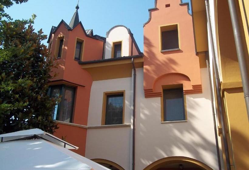 فندق Locanda I Portici