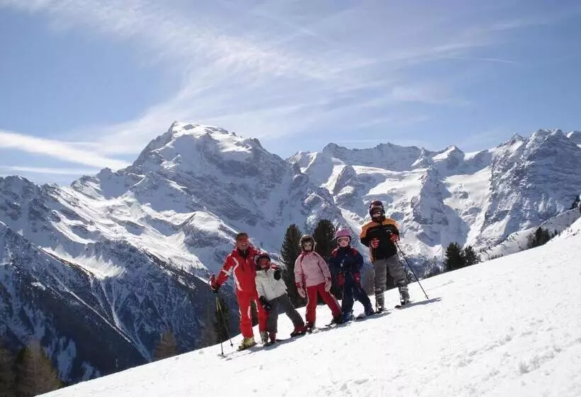 Hotelli Madatsch