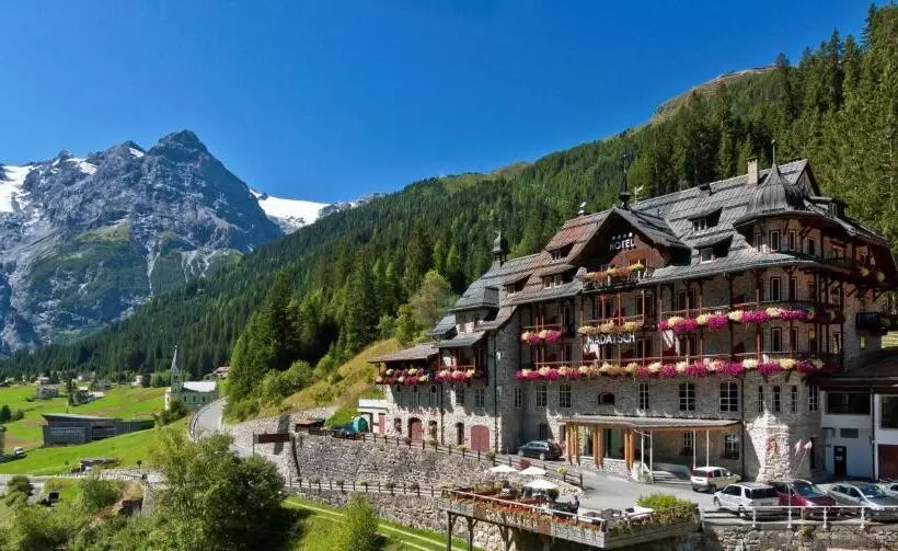 Hotelli Madatsch