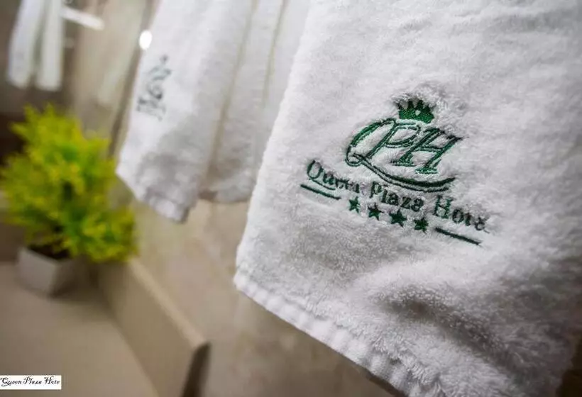 Hotel Queen Plaza