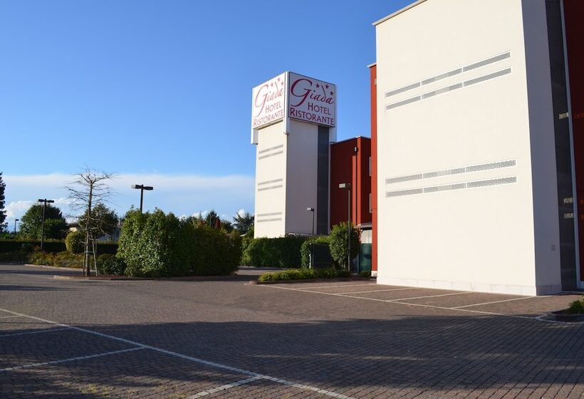 בית מלון כפרי Ristorante Giada