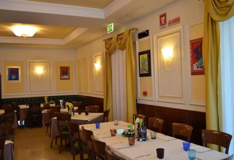 ホテル Ristorante Giada