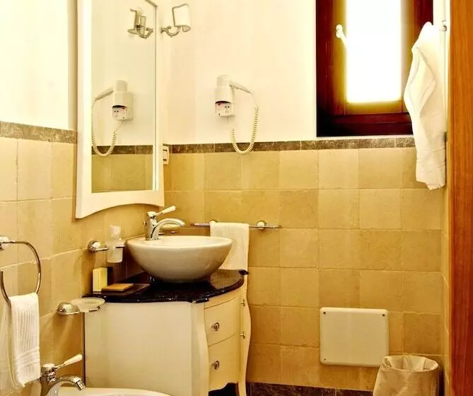 Hotelli Vico Regio