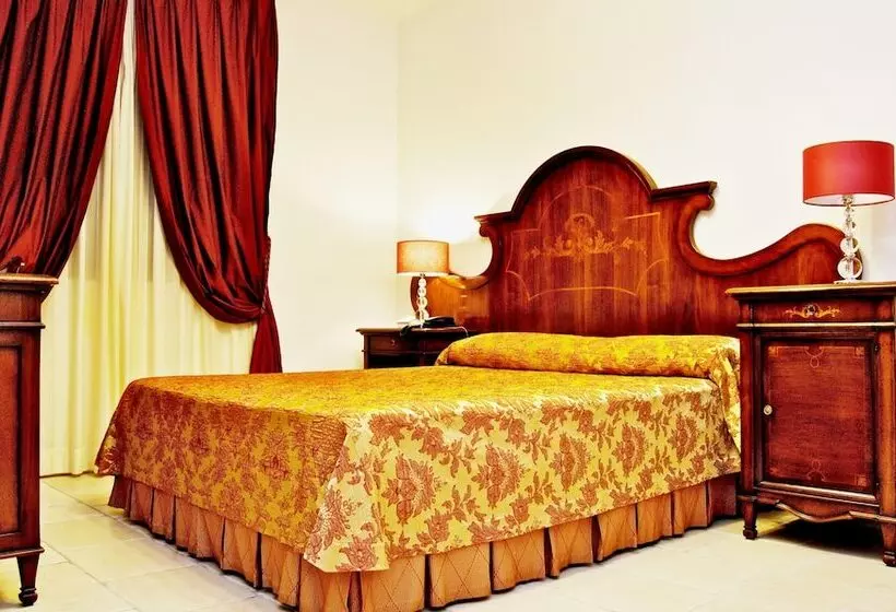 Hotelli Vico Regio