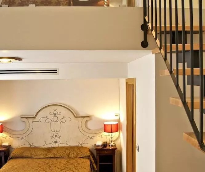 Hotelli Vico Regio