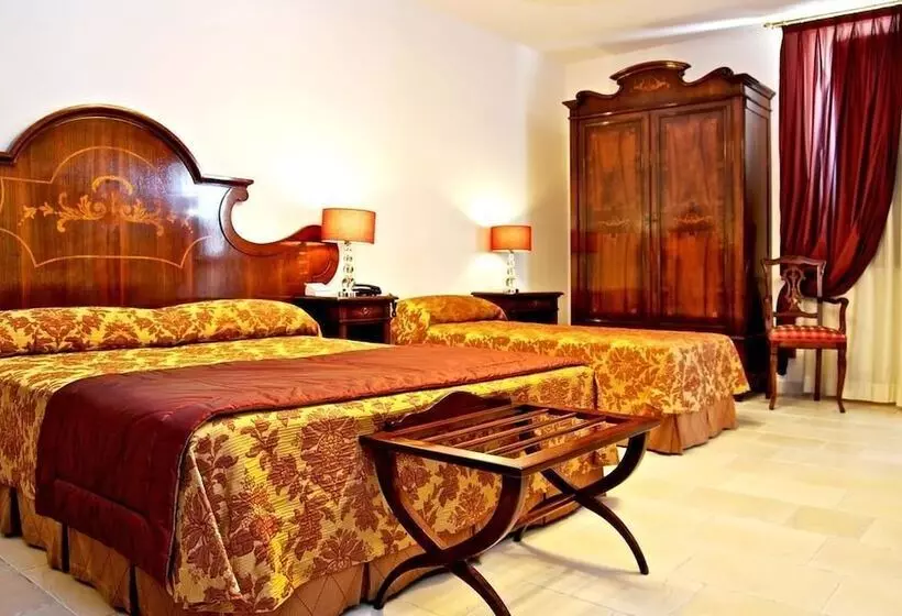 Hotelli Vico Regio