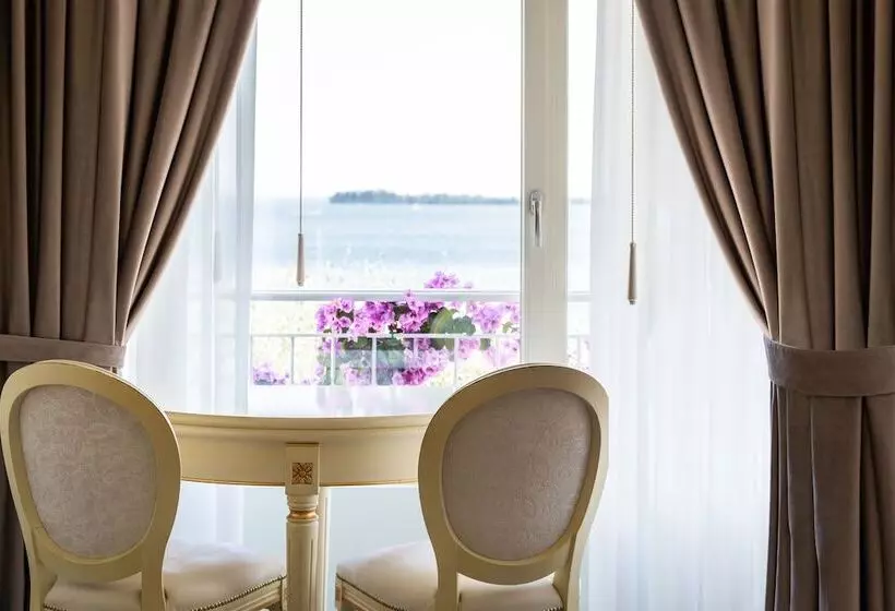 Hotelli Villa Florida & Suite Apartments