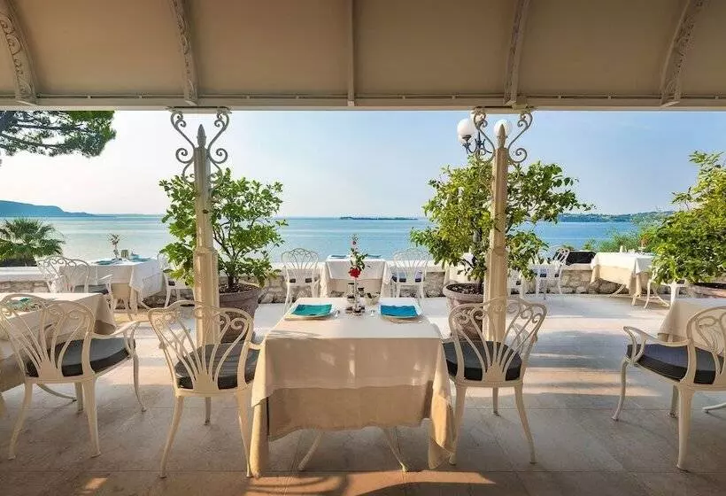 Hotelli Villa Florida & Suite Apartments