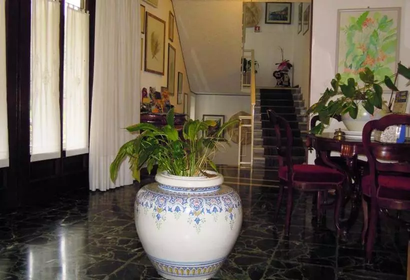 هتل Villa Margherita