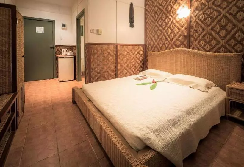 Tufi Resort