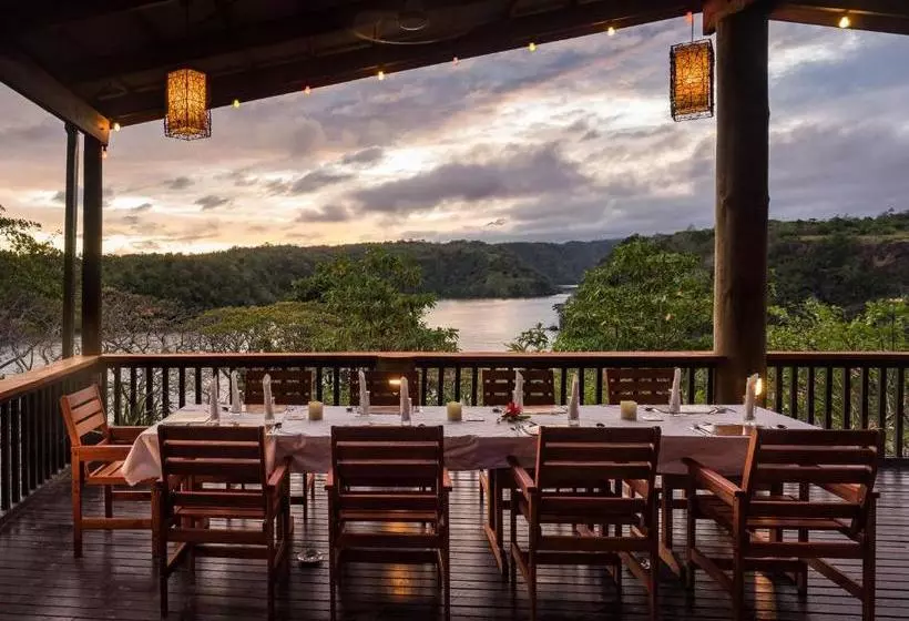 Tufi Resort