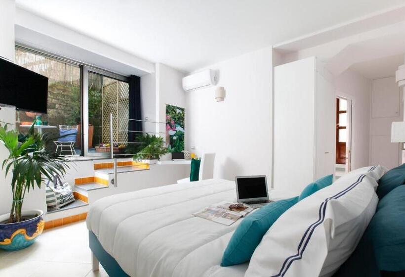 تختخواب و صبحانه Maison Villa Angela