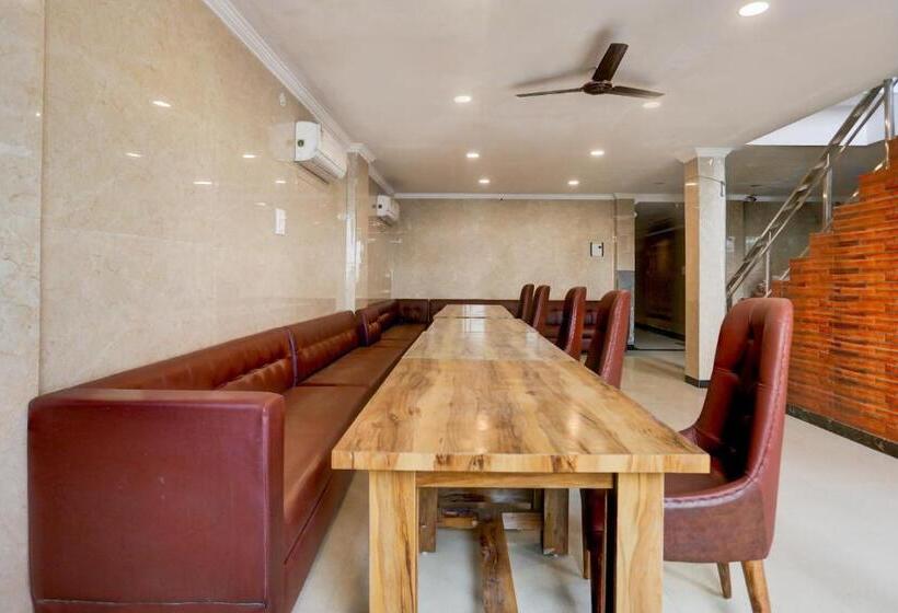 Super Collection O Hotel Walk Inn