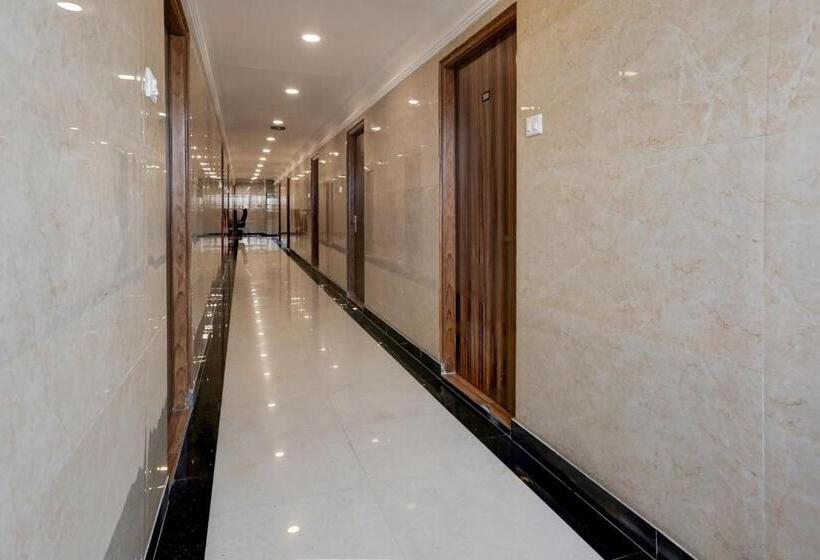 Super Collection O Hotel Walk Inn