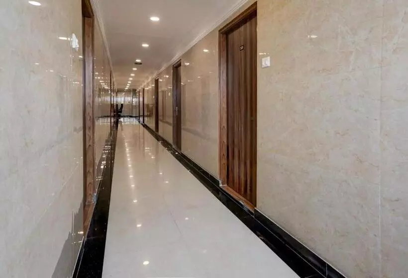 Super Collection O Hotel Walk Inn