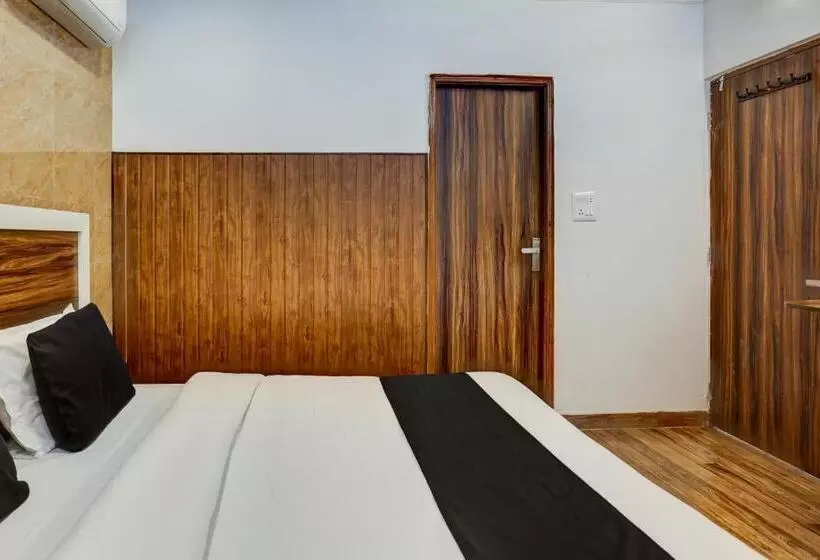 Super Collection O Hotel Walk Inn