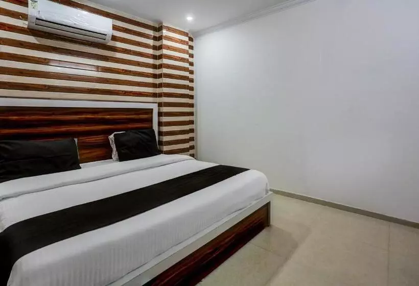 Super Collection O Hotel Walk Inn