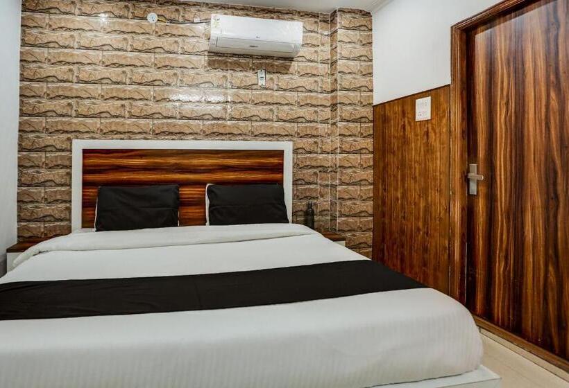 Super Collection O Hotel Walk Inn