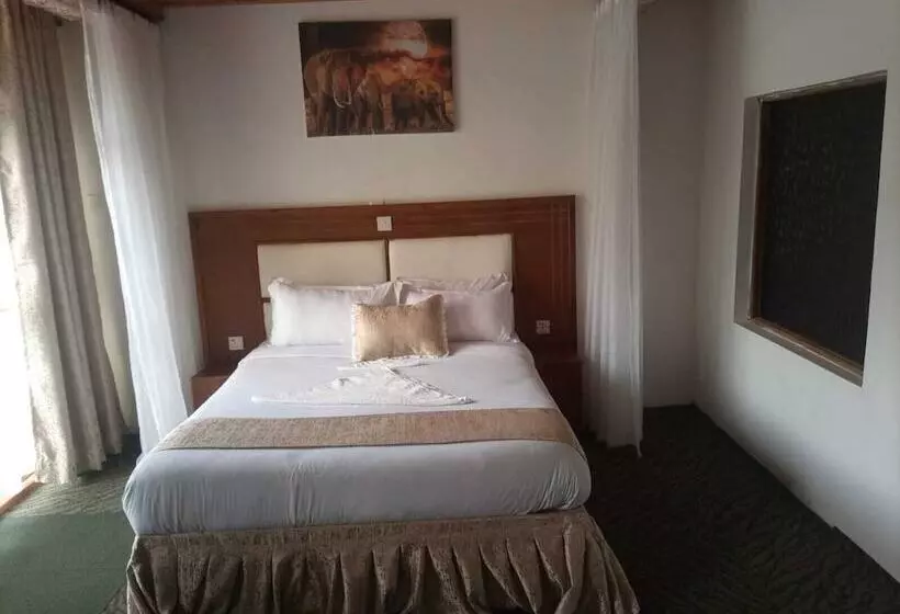 هتل Deep Sea Resort Kitale