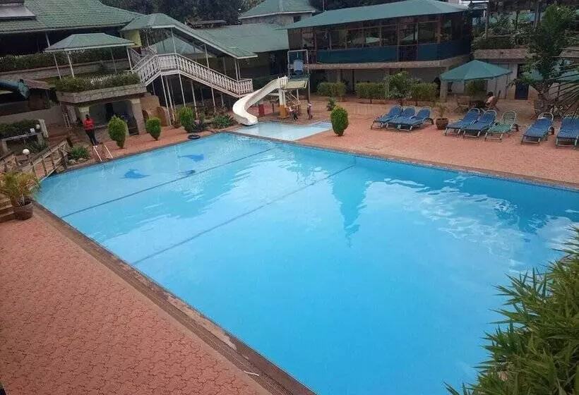 هتل Deep Sea Resort Kitale