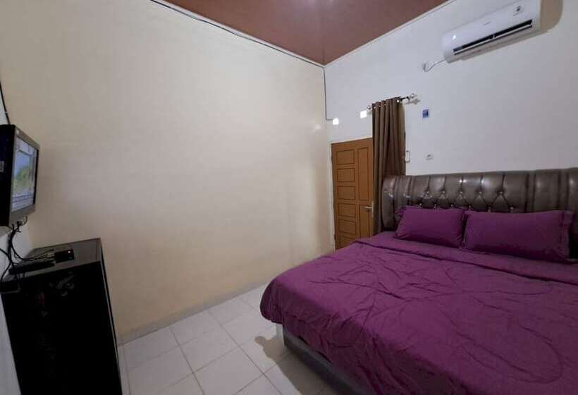 Hotel Oyo 93714 Guest House Gembul Syariah