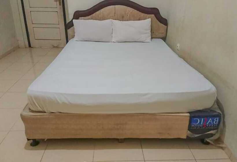 Hotel Oyo 93714 Guest House Gembul Syariah