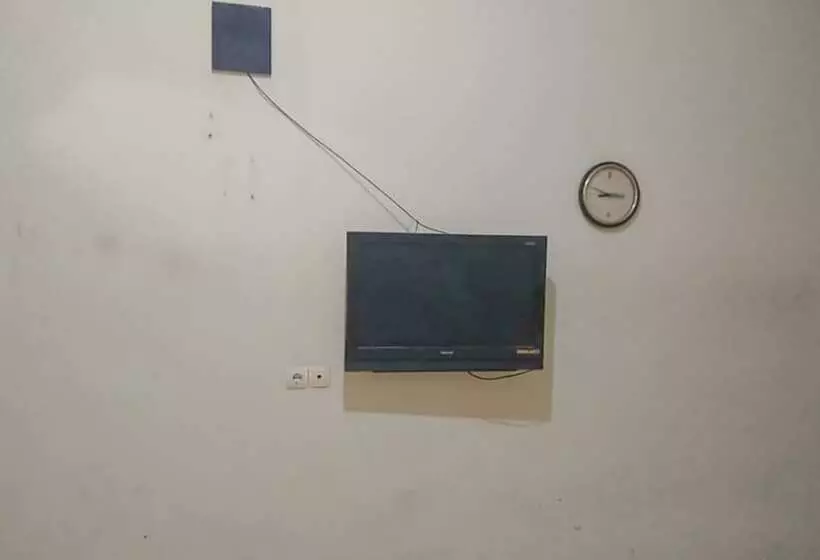 ホテル Oyo 93714 Guest House Gembul Syariah